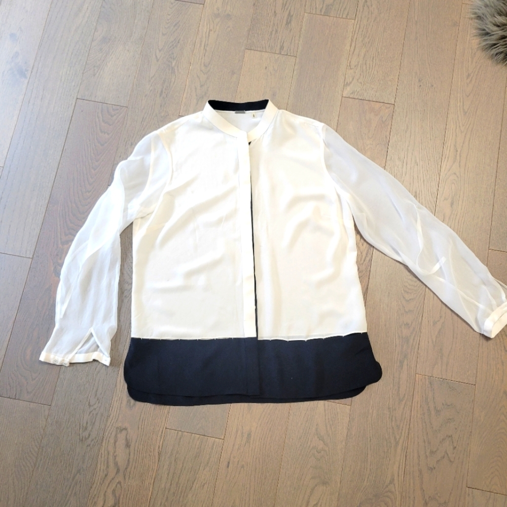 Elie Tahari silk blouse